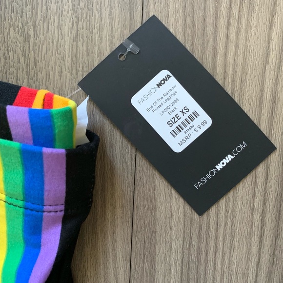 Rainbow Leggings 🌈 - Picture 4 of 4